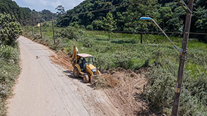 Prefeitura de Itapevi inicia pavimentação da Estrada Antiga de Itu, na Estância São Francisco
