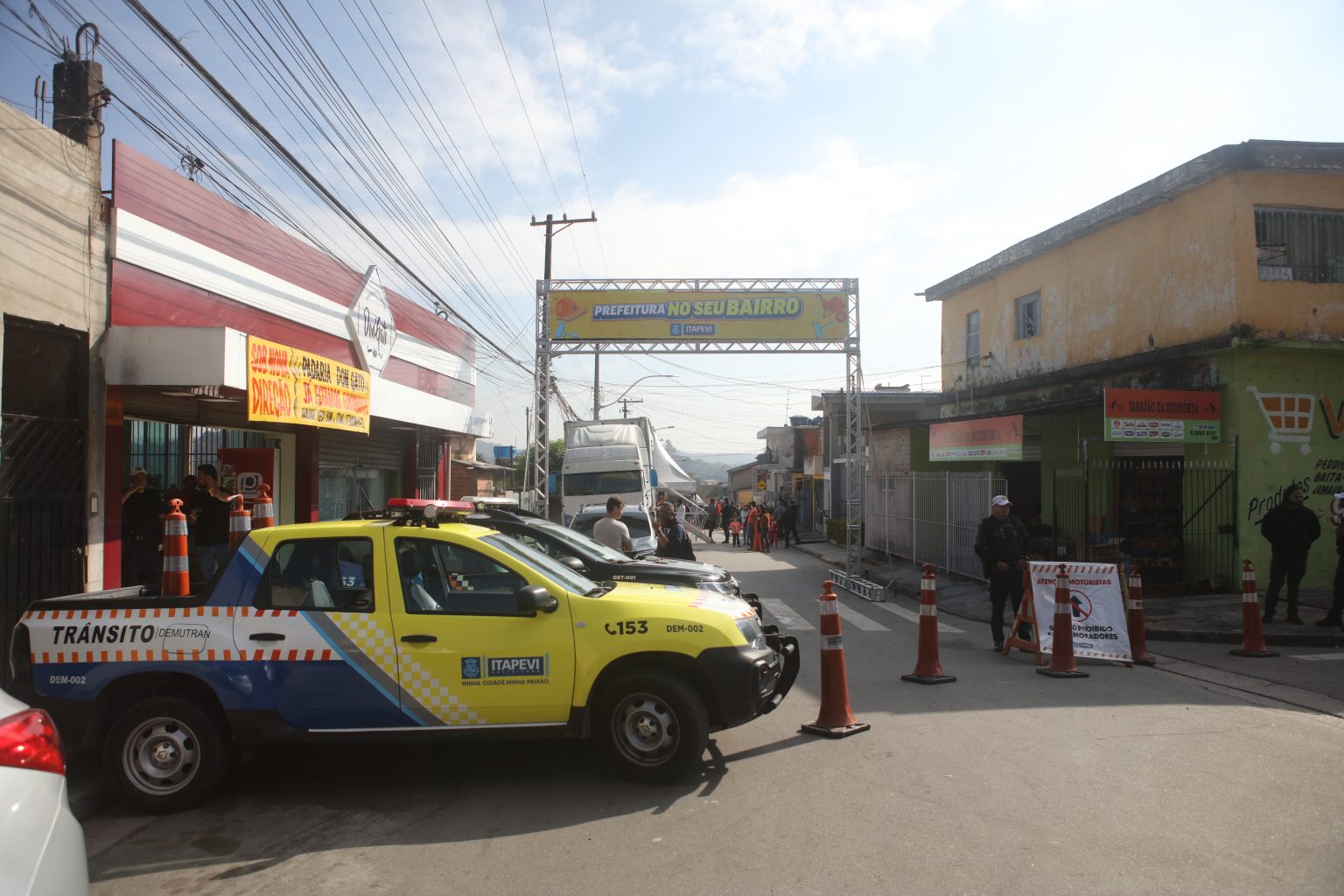 “Prefeito Teco visita Amador Bueno e reforça compromisso com população: Itapevi segue crescendo com obras e serviços de qualidade”