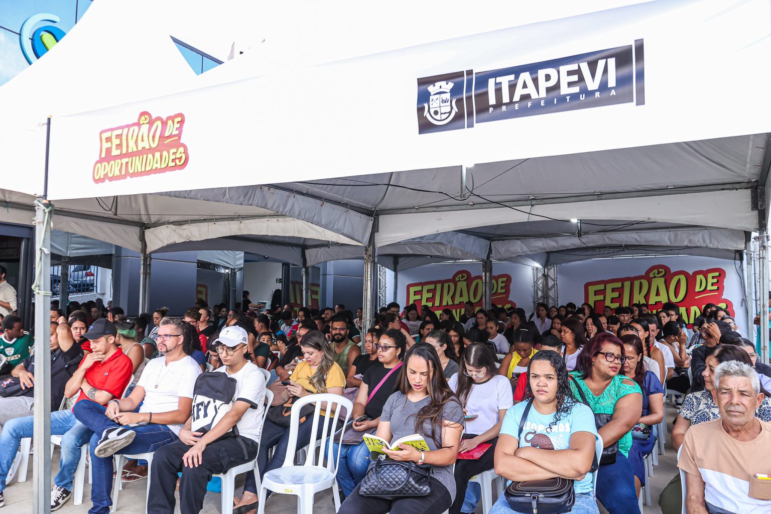 Itapevi promove Feirão de Oportunidades com mais de 2 mil vagas de emprego nesta segunda-feira (26)