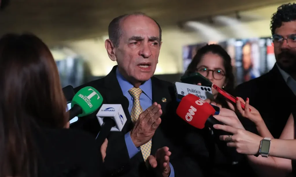 Senado aprova PEC que acaba com a reeleição e unifica eleições a partir de 2034