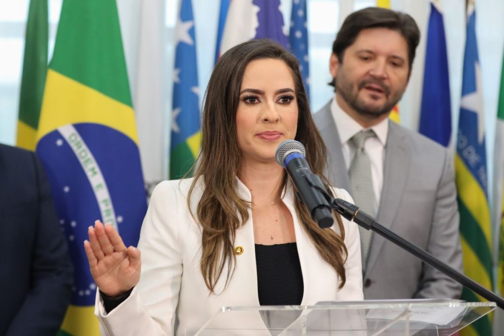 Após Grande Batalha Judicial, Camila Godoy é Diplomada e Empossada na Alesp