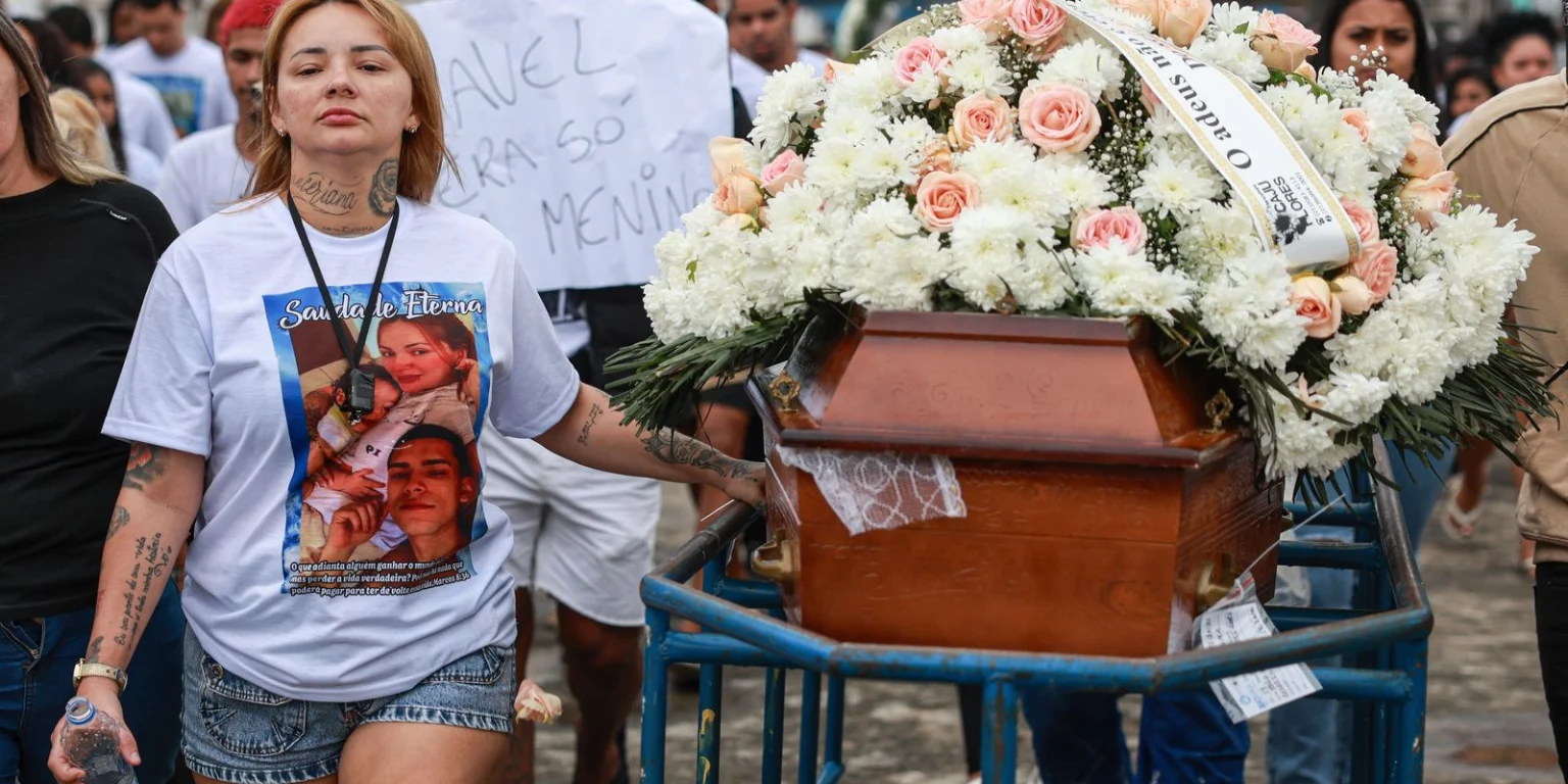 Últimos corpos de vítimas de operação no rio deixam o iml