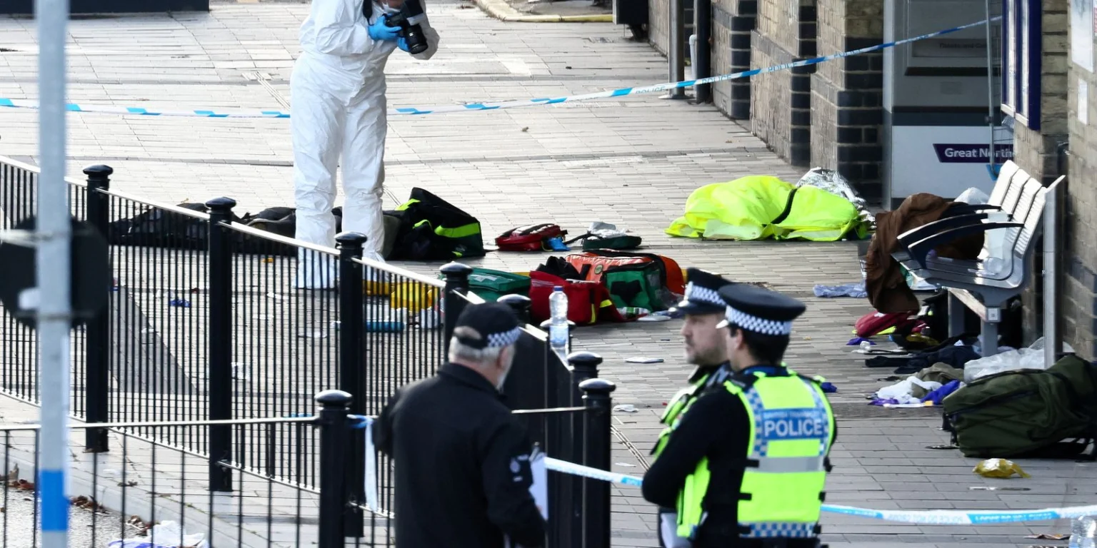 Ataque em trem próximo a cambridge deixa nove feridos graves