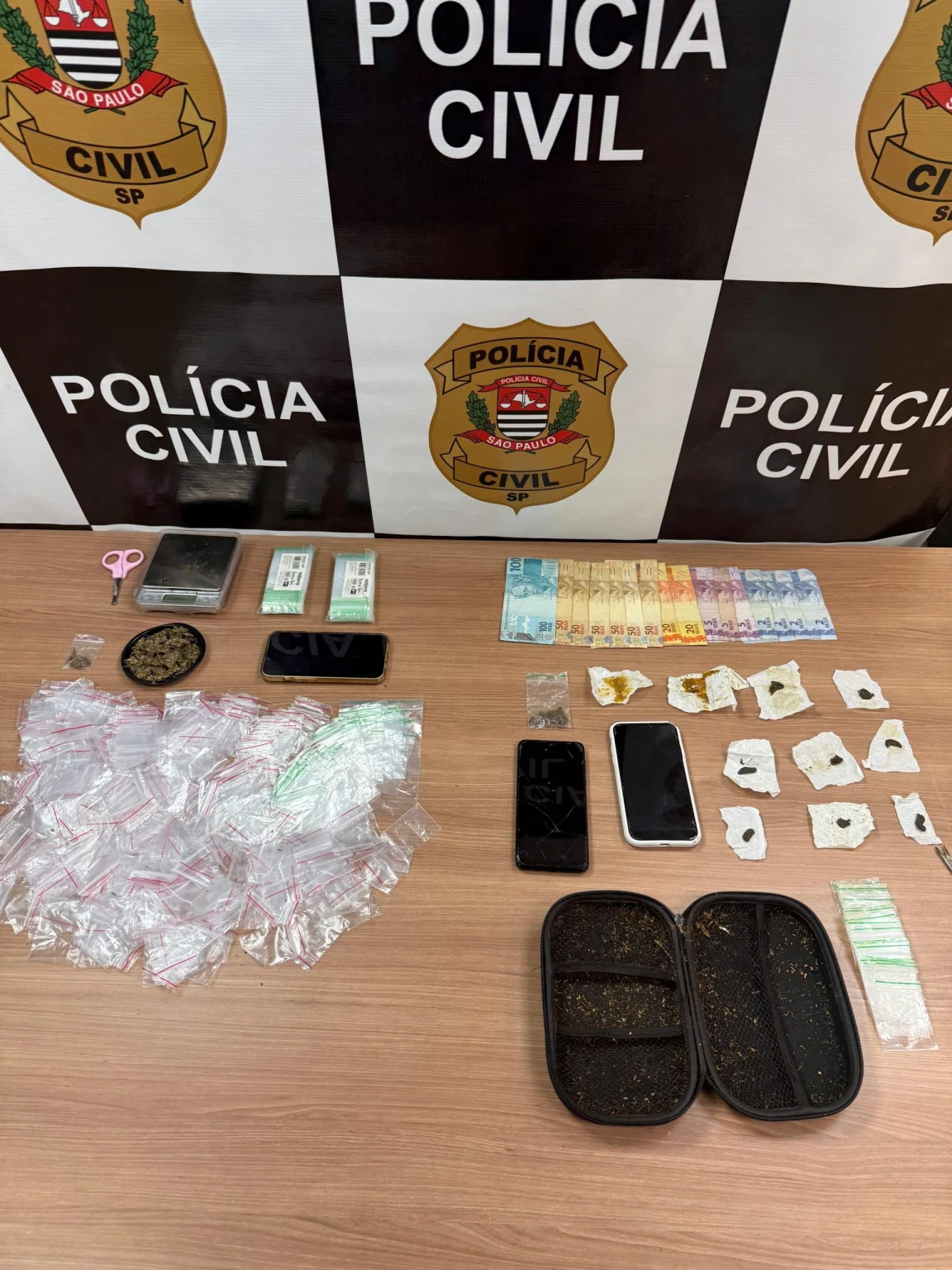Polícia desmantela disque-entrega de drogas de alto valor em piracicaba