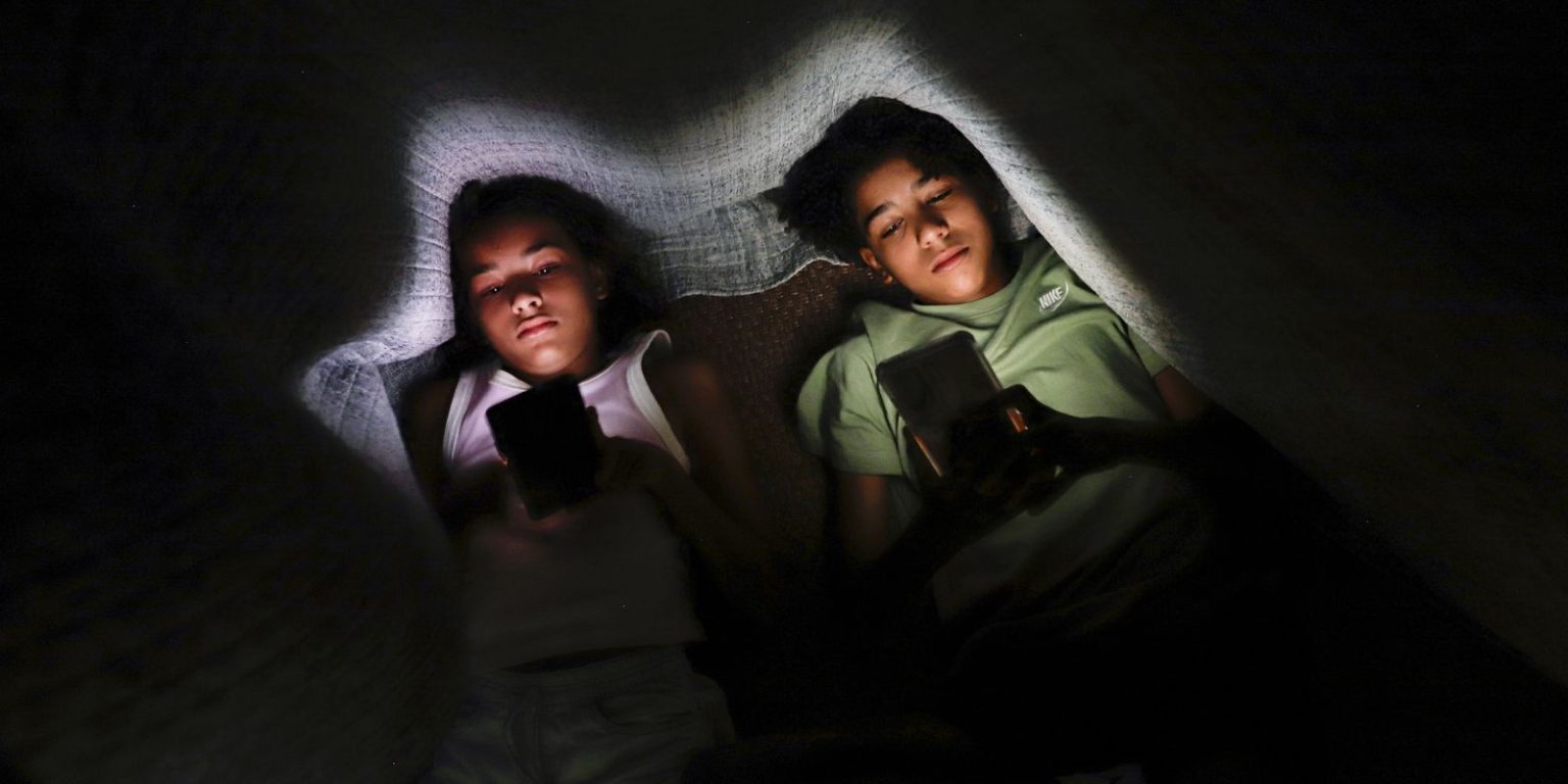 Vídeos curtos afetam desenvolvimento infantil, foco e interação social