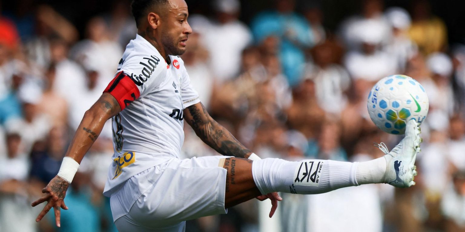Neymar tem atuação discreta em clássico antes da convocação final