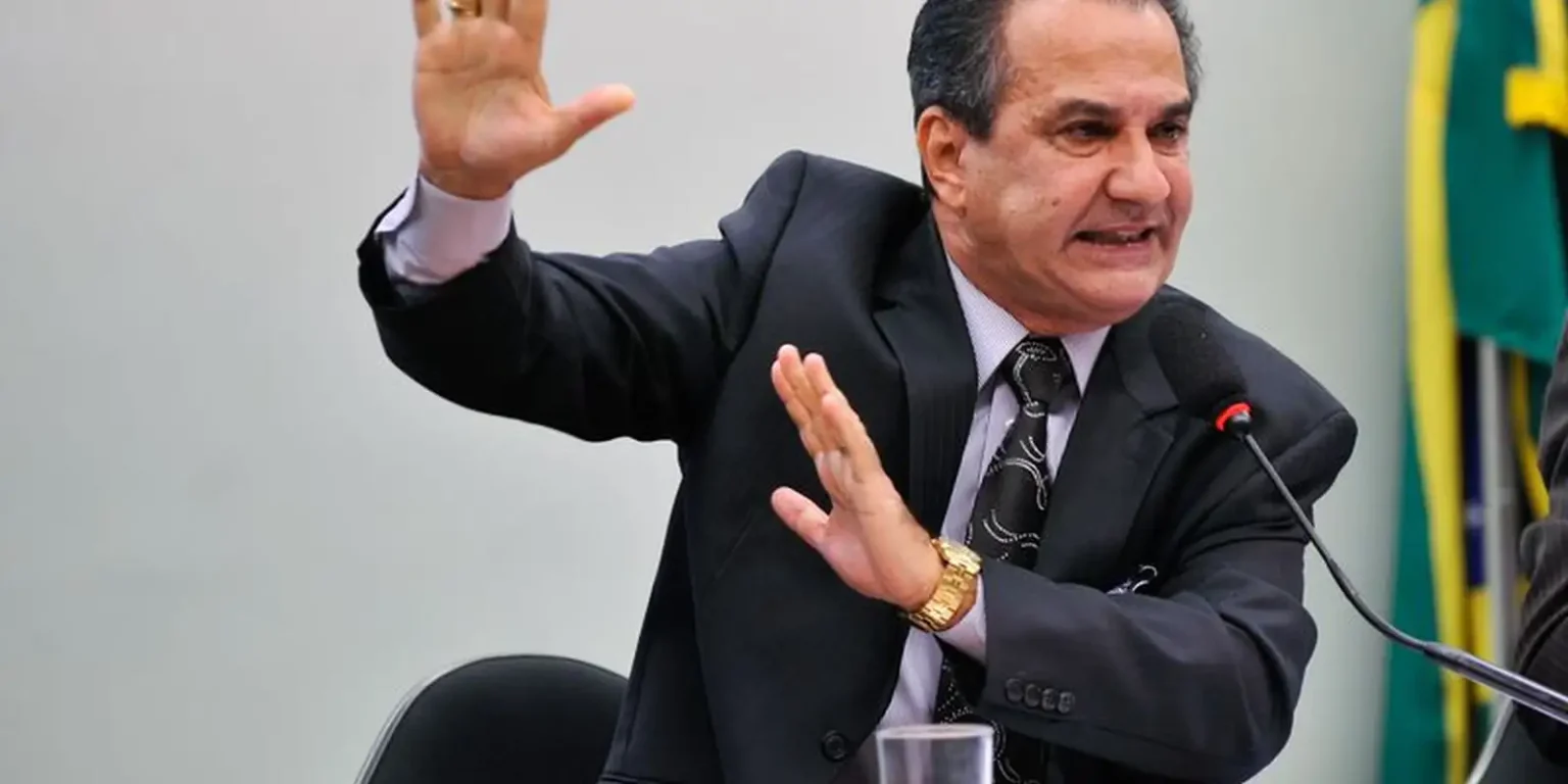Pastor Silas Malafaia se torna réu por injúria contra comandante do Exército