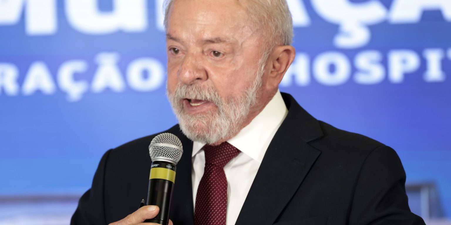 Lula propõe inclusão de inadimplentes do FIES em programa de renegociação de