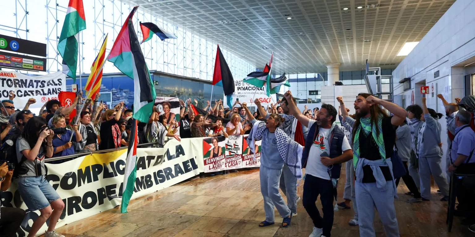 Manifestantes em Bilbao repudiam ação policial contra ativistas da flotilha de ajuda a Gaza