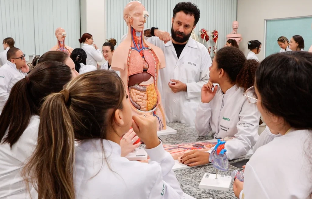 Bolsas e financiamentos impulsionam acesso ao ensino superior na Unoeste