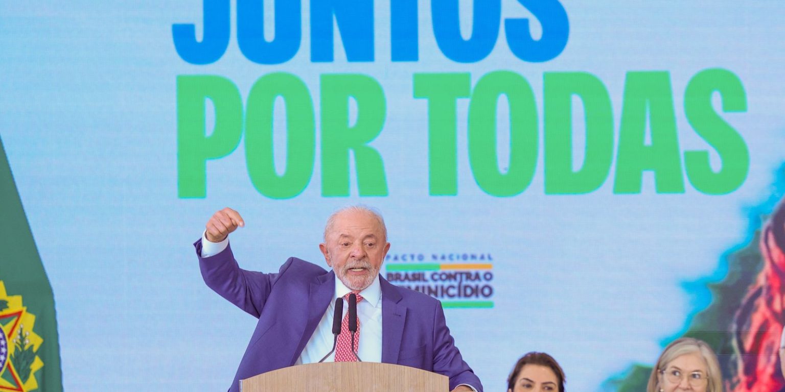 Presidente Lula assina decreto para responsabilização de big techs na prevenção de conteúdos criminosos