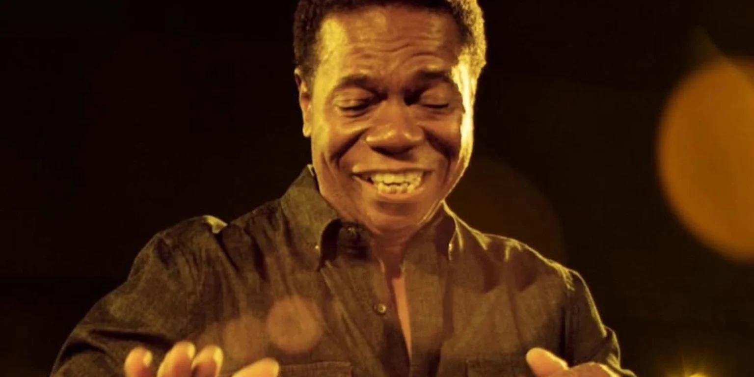 Percussionista brasileiro Paulinho da Costa é homenageado na Calçada da Fama