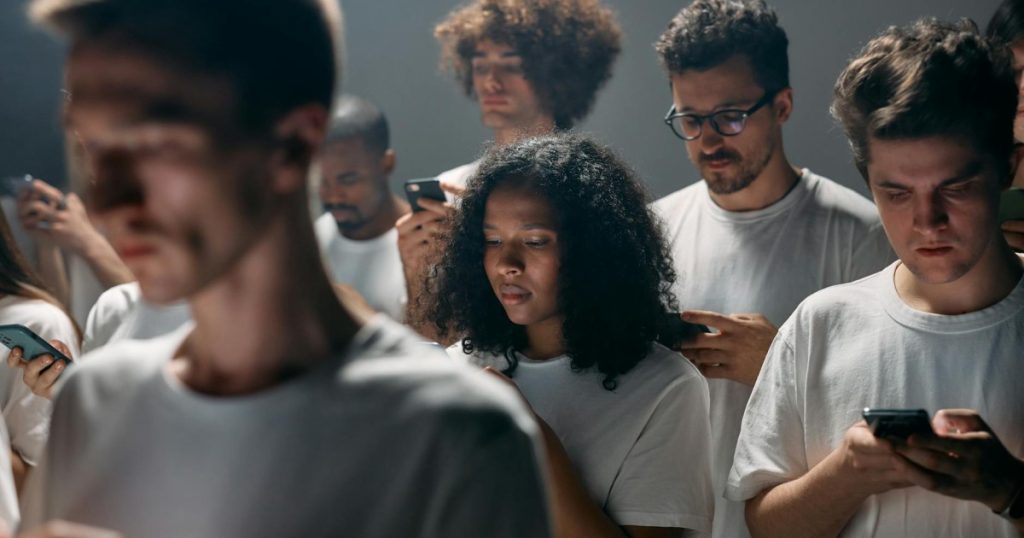por que ficamos viciados em redes sociais