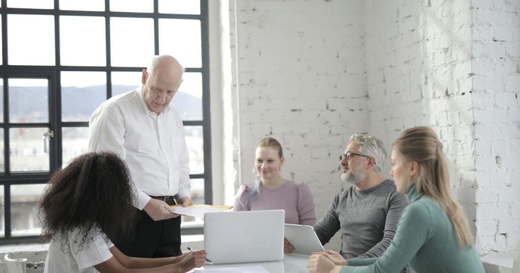 Dicas para Quem Quer Ser Líder de Equipe: Torne-se um Referência dicas para quem quer ser líder de equipe