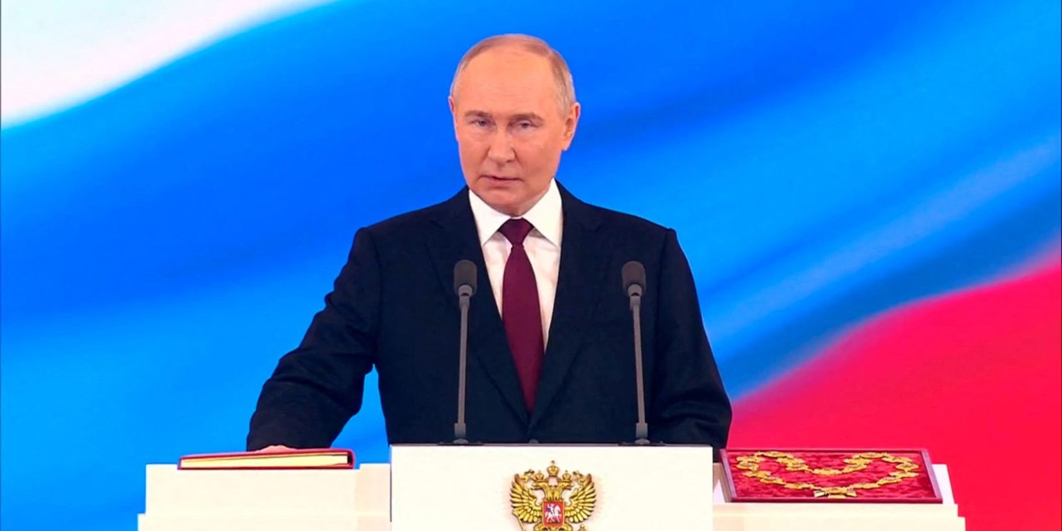 Putin recusa encontro com Zelensky e exige negociações indiretas: atualizações internacionais