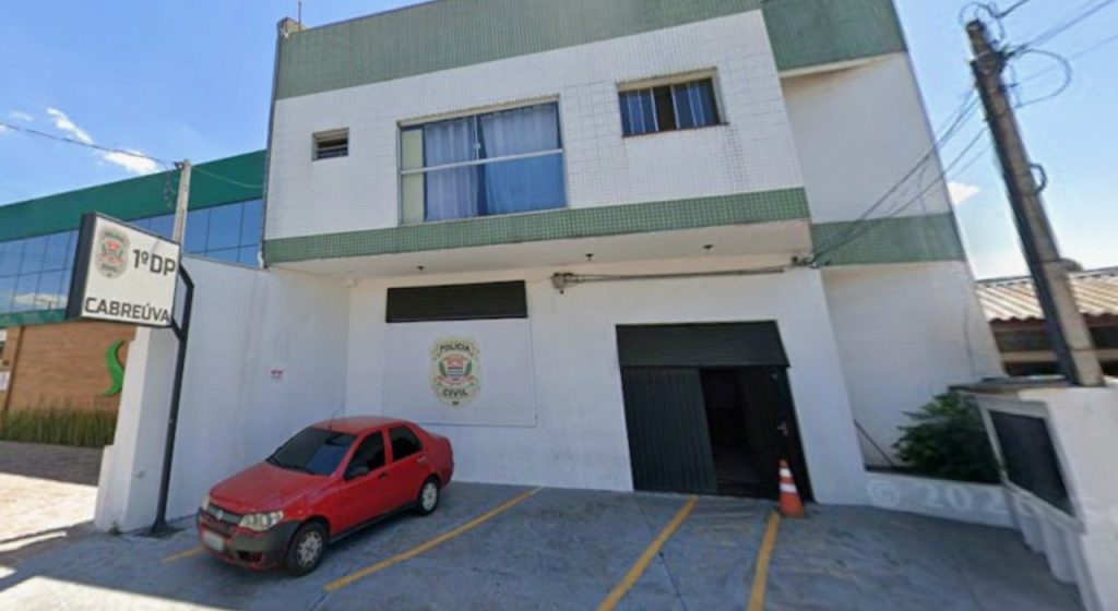 Homem embriagado agride mãe, quebra casa e é preso em Cabreúva