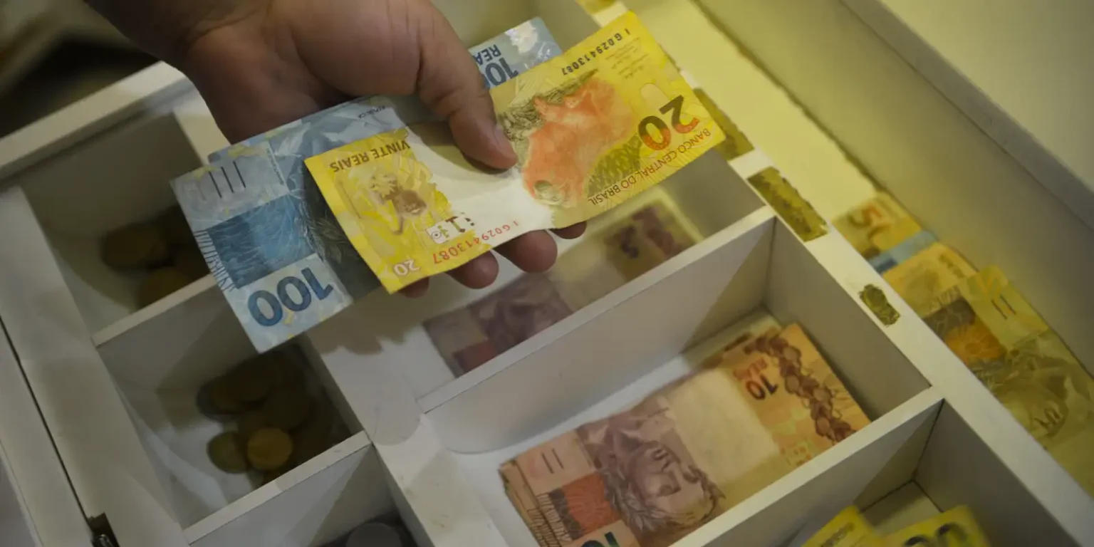 Caixa finaliza pagamento da parcela de junho do Bolsa Família com novos valores e benefícios adicionais
