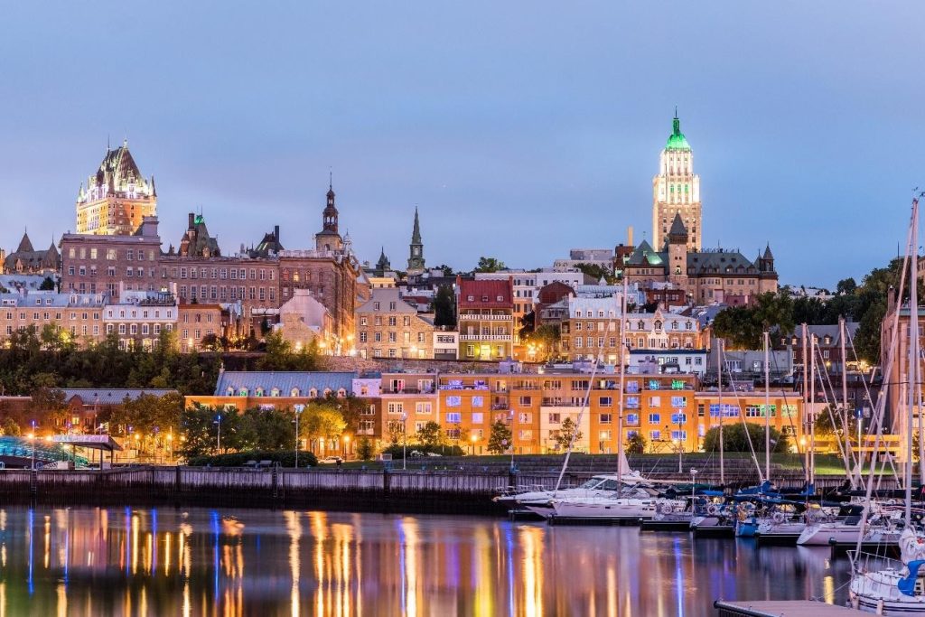 Quebec: Um Destino Único de Encantos e Diversidade