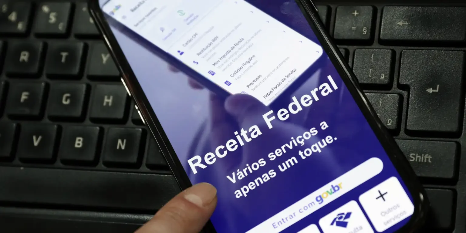Receita Federal libera consulta ao segundo lote de restituição do IRPF 2026