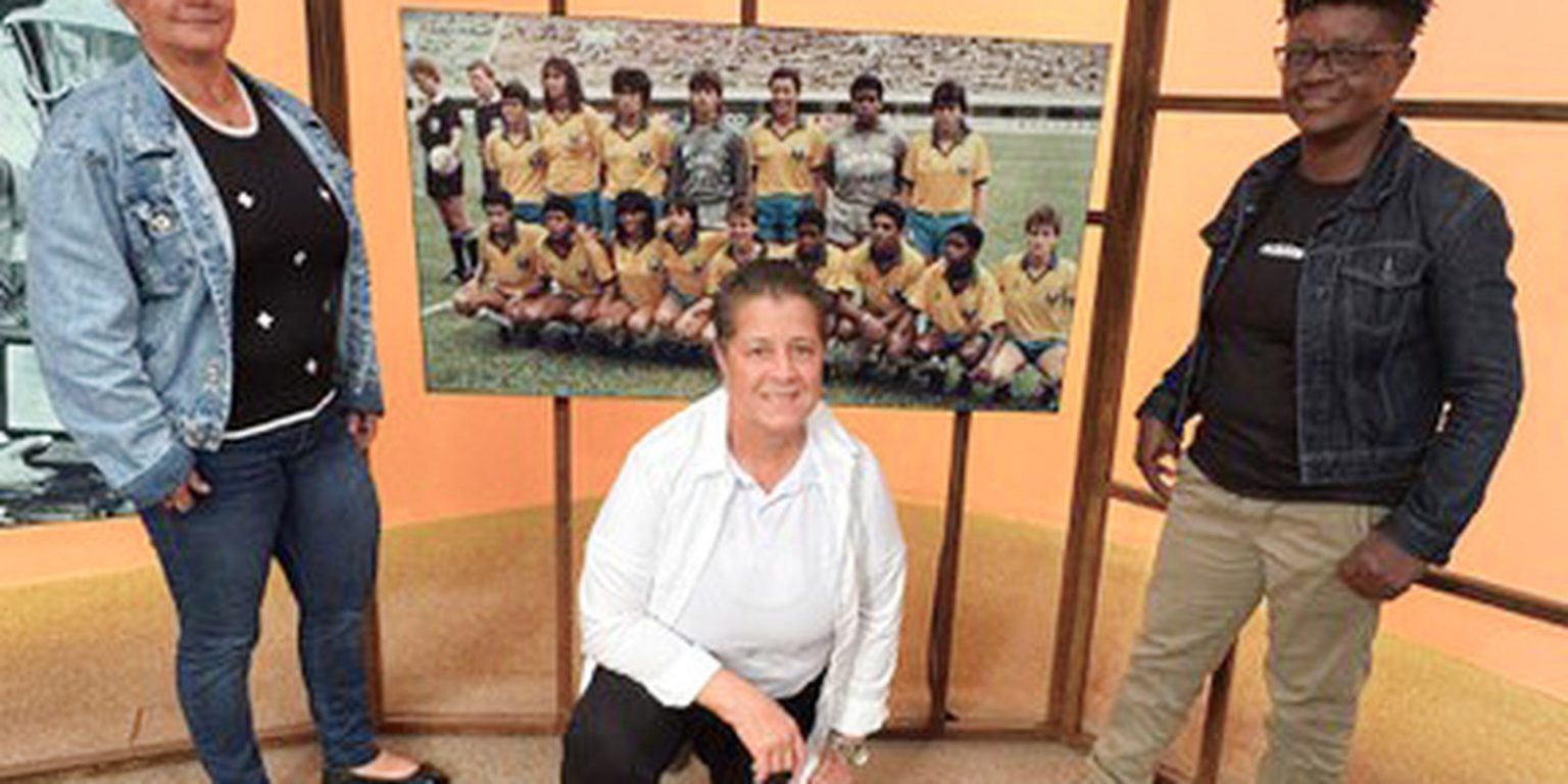 Pioneiras do Futebol Feminino Compartilham Histórias de Superação no Programa Sem Censura