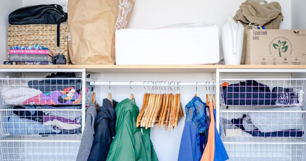 Dicas de organização para quem tem pouco espaço: soluções práticas dicas de organização para quem tem pouco espaço