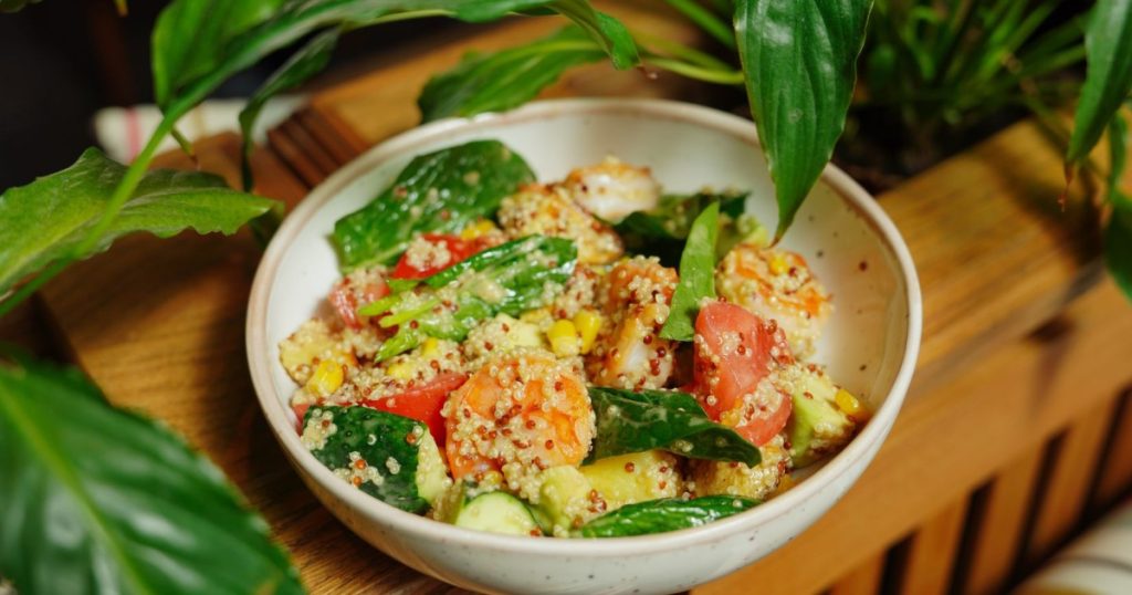 Receita de Salada de Quinoa Saudável: Prática e Deliciosa receita de salada de quinoa saudável