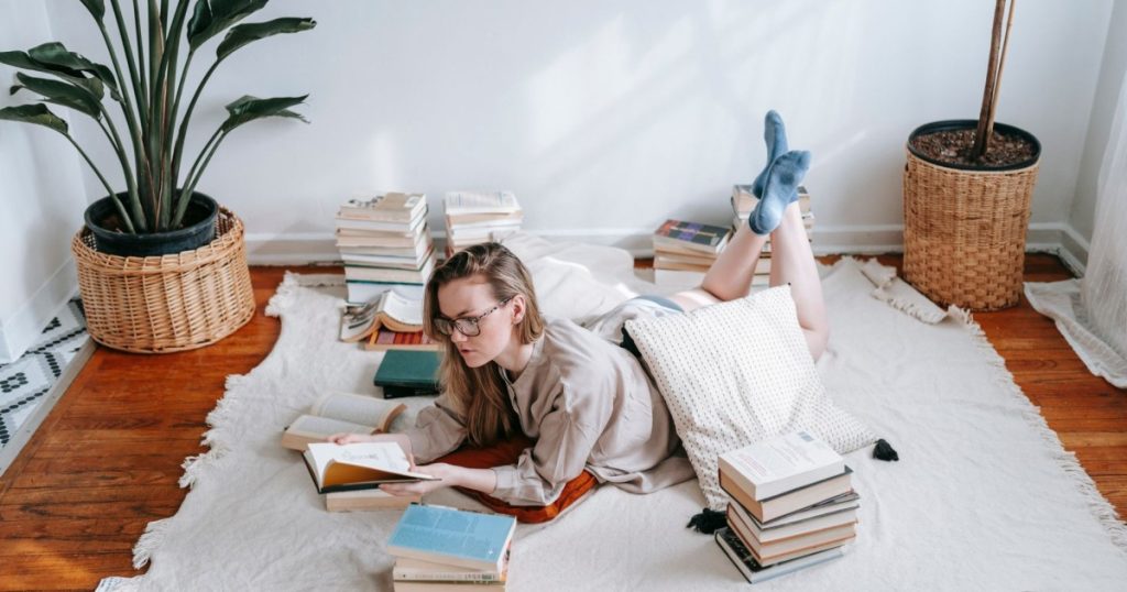como criar sala de leitura em casa