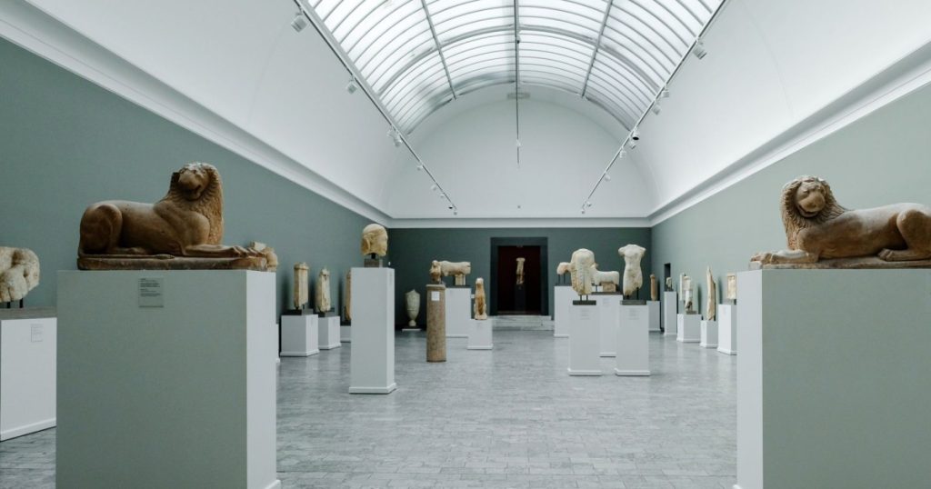 Dicas Práticas para Otimizar Espaços em Galerias de Arte dicas para otimizar espaços em galerias