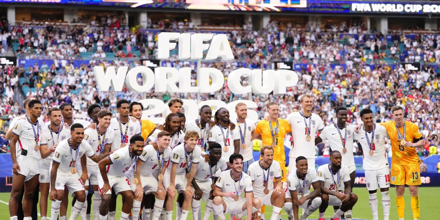 Inglaterra garante 3º lugar e Mbappé se torna maior artilheiro das Copas