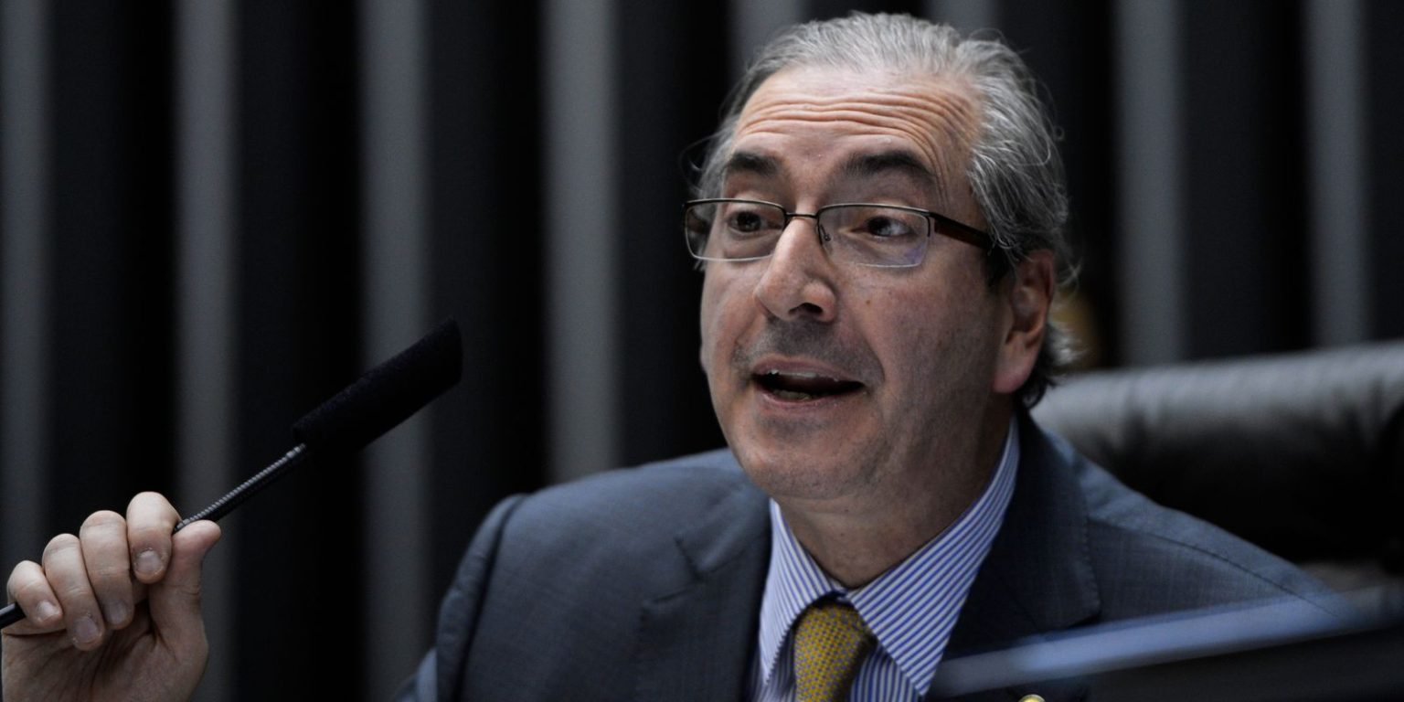 Ministro do STF determina bloqueio milionário de Eduardo Cunha por suspeita de desvio de emendas parlamentares