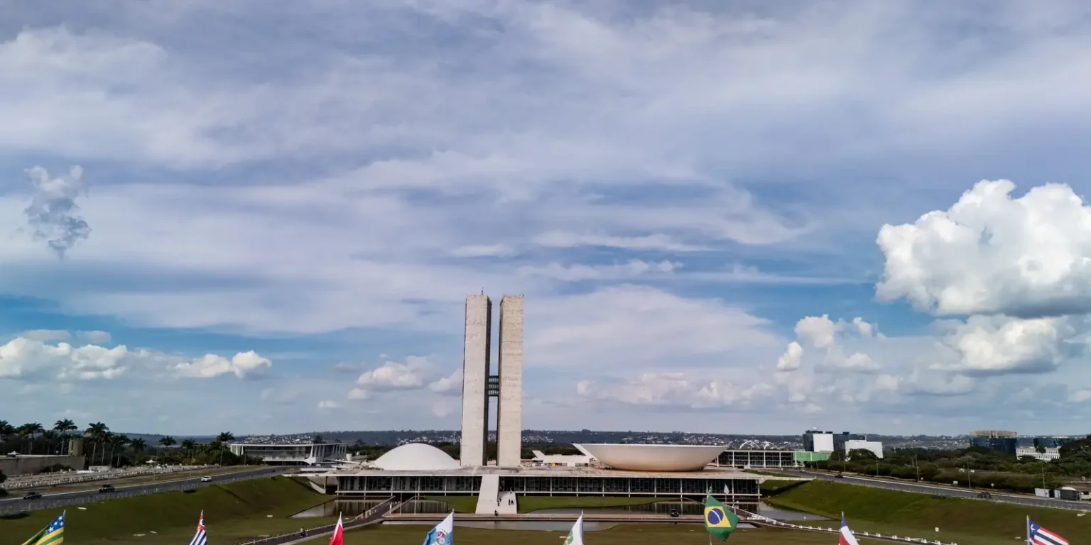 Medida Provisória destina parte da renda das apostas para a saúde de policiais e outros projetos na Câmara dos Deputados