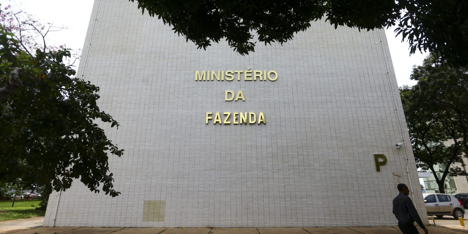 Governo planeja recorrer ao STF em relação à PEC dos agentes de saúde