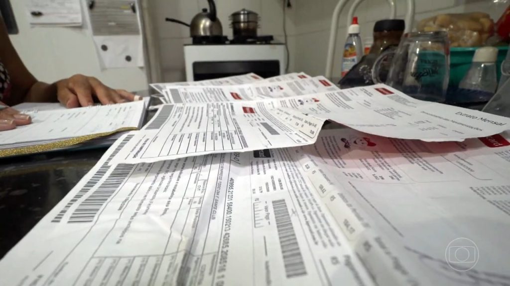 Metade da População do Alto Tietê em Situação de Inadimplência, Revela Pesquisa da Serasa