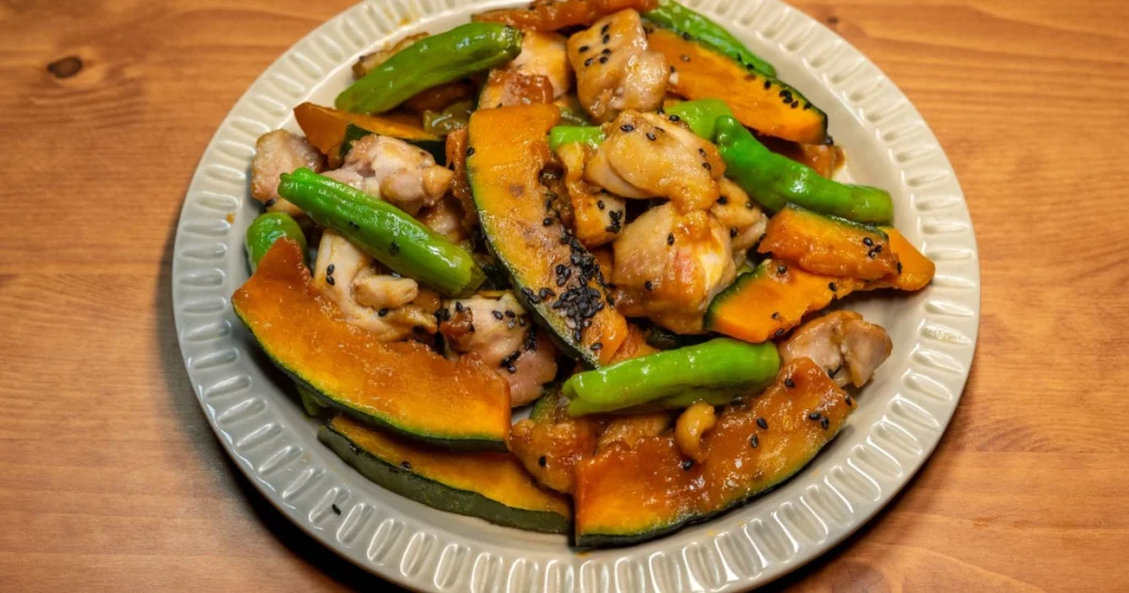 Receita de Torta de Frango com Legumes: Prática e Saborosa receita de torta de frango com legumes