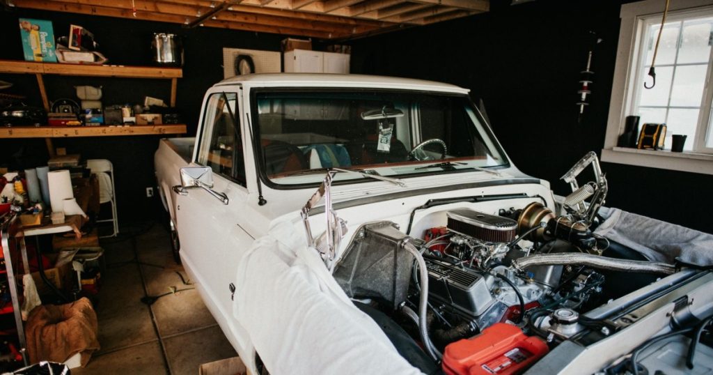 como fazer revisão de carro em casa