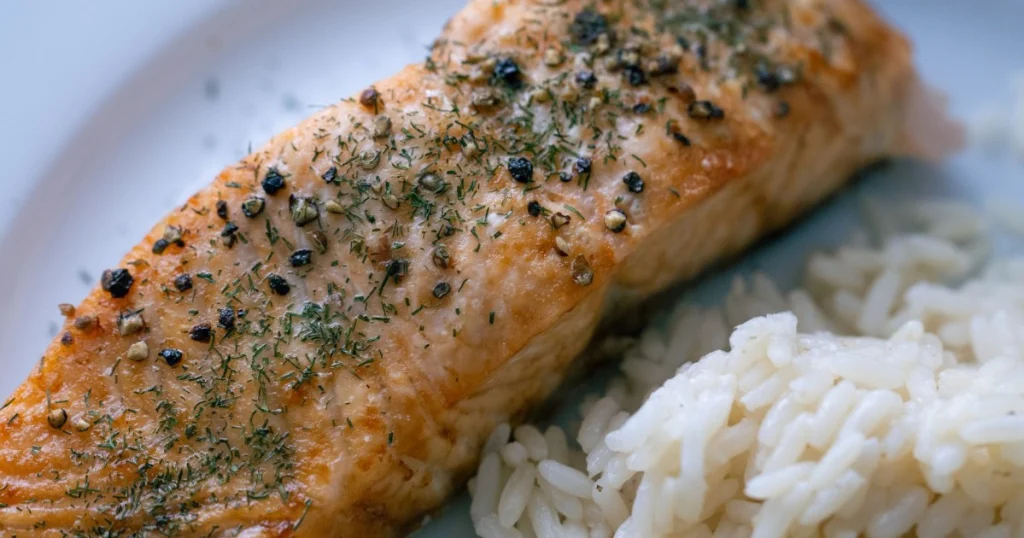 Deliciosa Receita de Salmão Grelhado com Ervas para Hoje receita de salmão grelhado com ervas