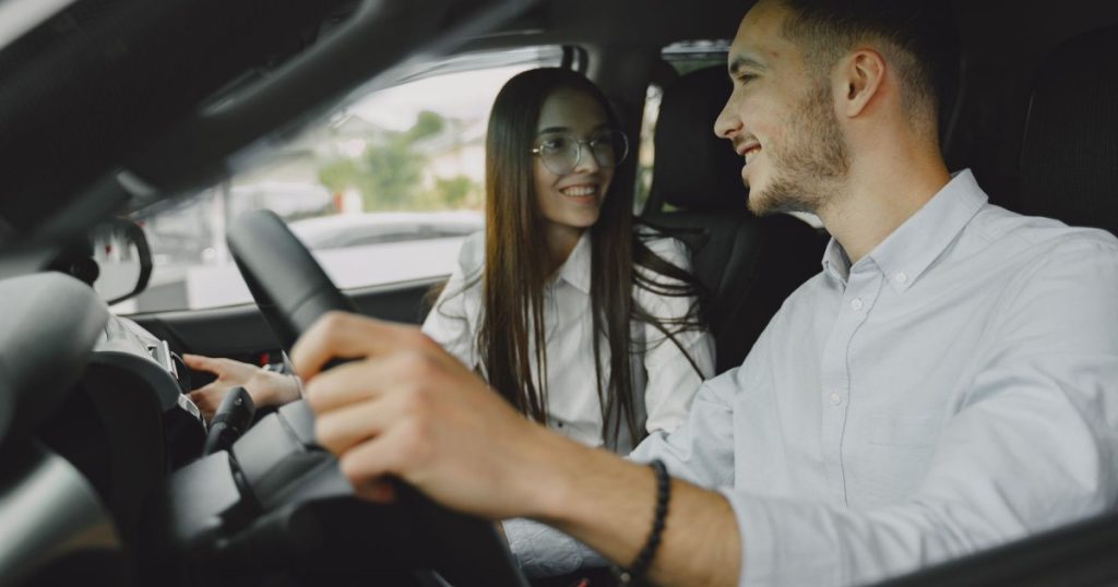 como escolher o melhor carro para estudante
