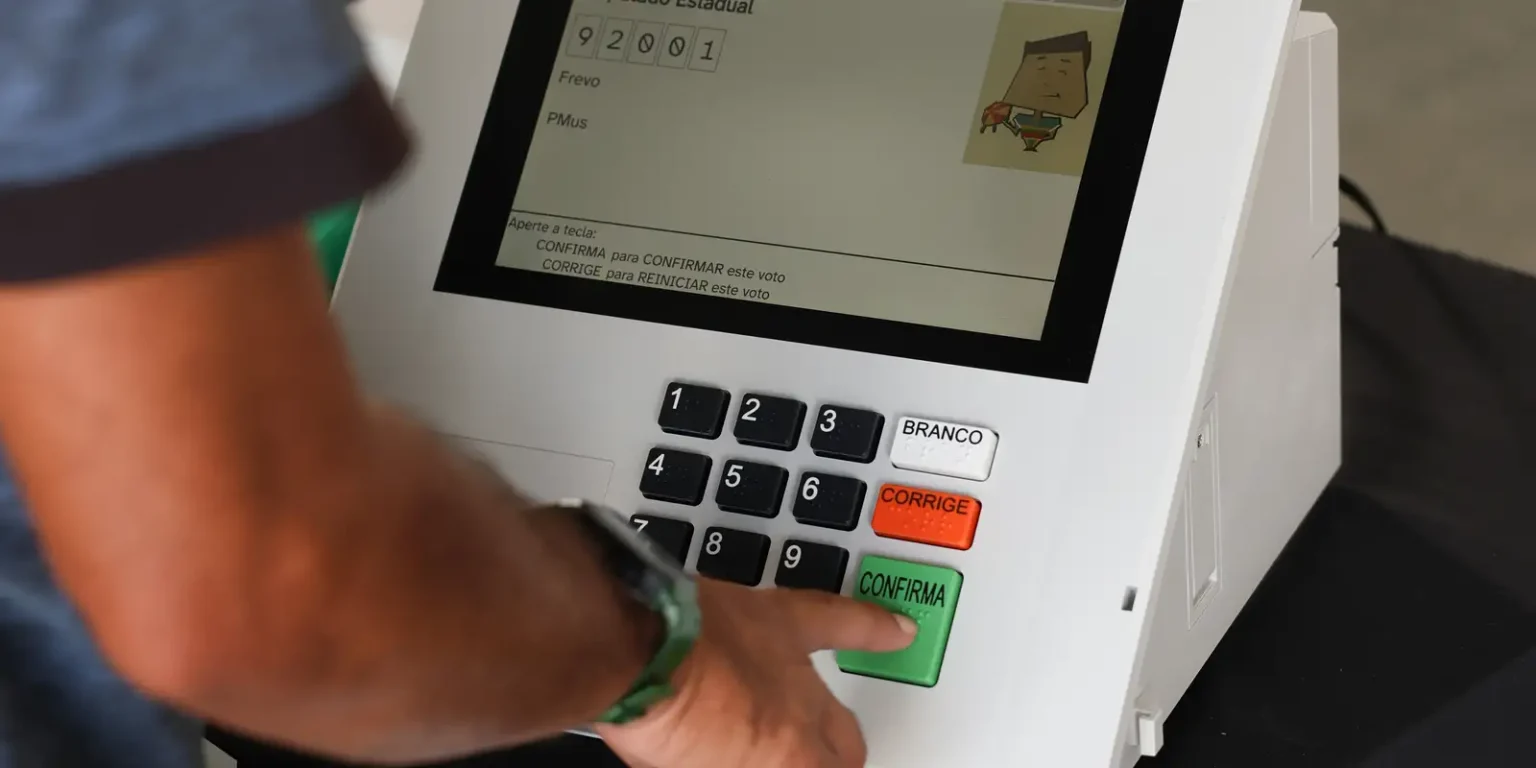 Procuradoria-Geral da República inicia inspeção minuciosa do código-fonte das urnas eletrônicas para eleições de 2026