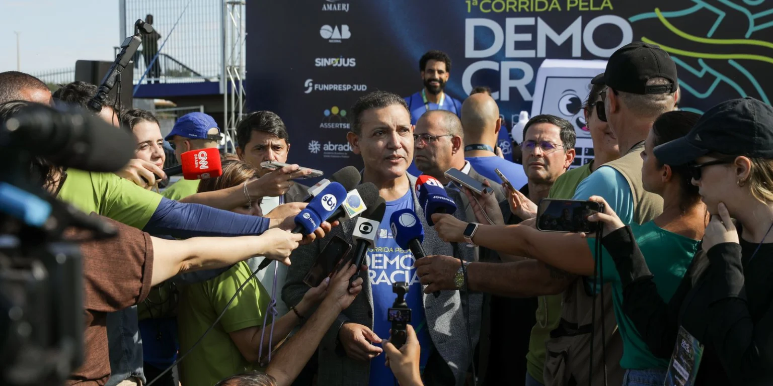 Presidente do TSE destaca transparência e confiabilidade do sistema eletrônico de votação