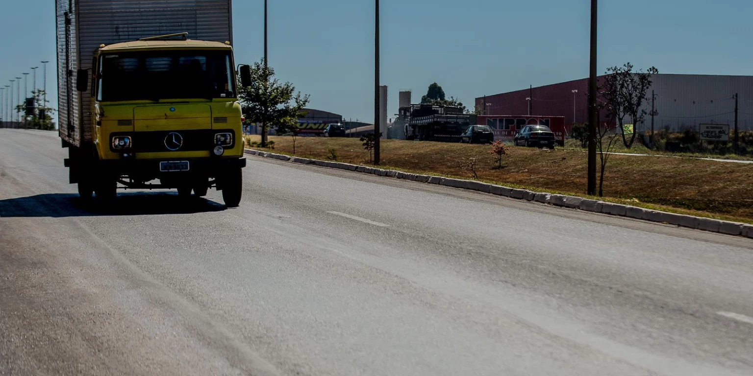 Impactos da Nova Lei do Frete no Transporte Rodoviário de Cargas