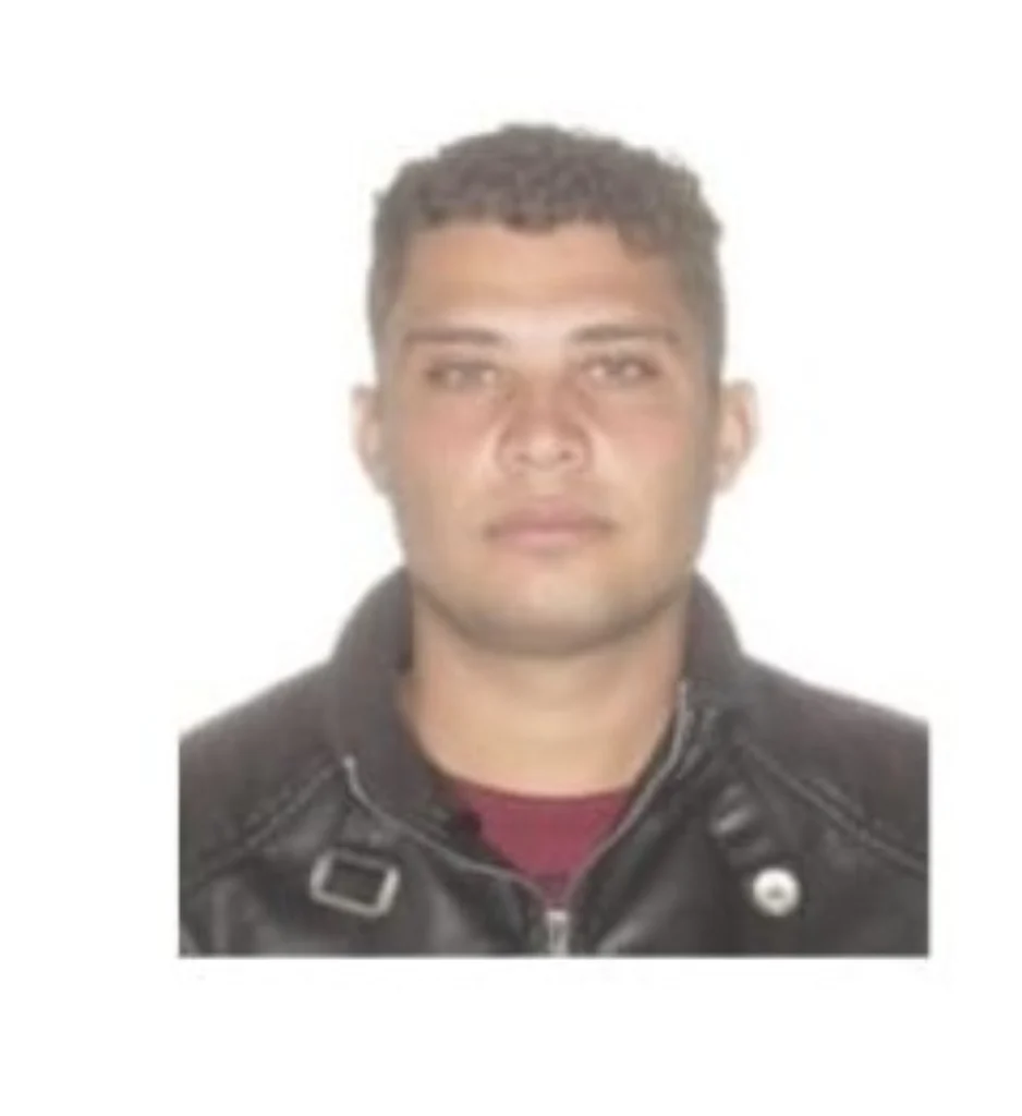 Ex-companheiro é preso por tentativa de feminicídio após invadir farmácia e atirar contra funcionária em SP