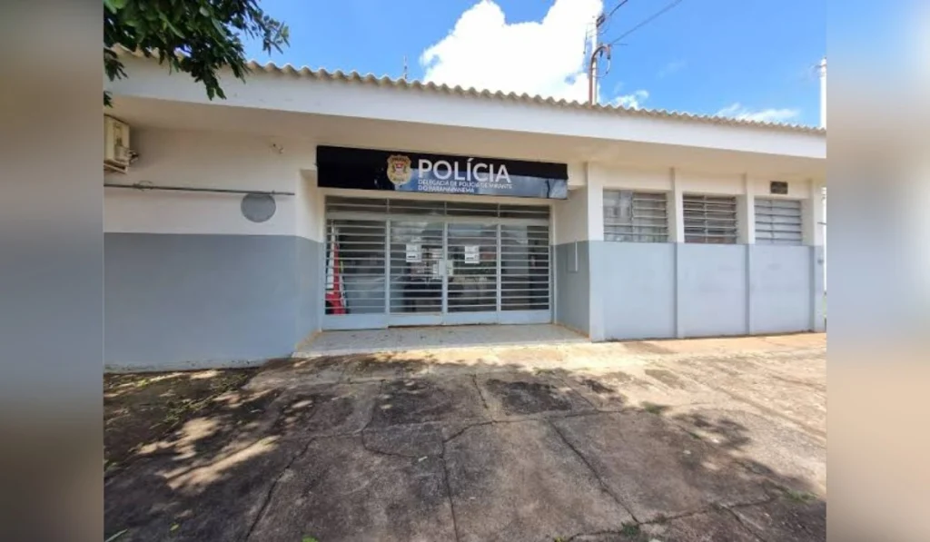 Homem é detido por agredir e ameaçar ex-namorada com arma na saída de academia em Mirante do Paranapanema