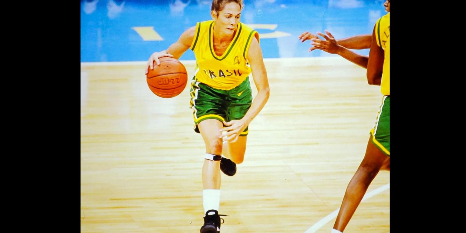 Hortência é indicada ao prêmio de maior atleta da história dos Mundiais de Basquete Feminino