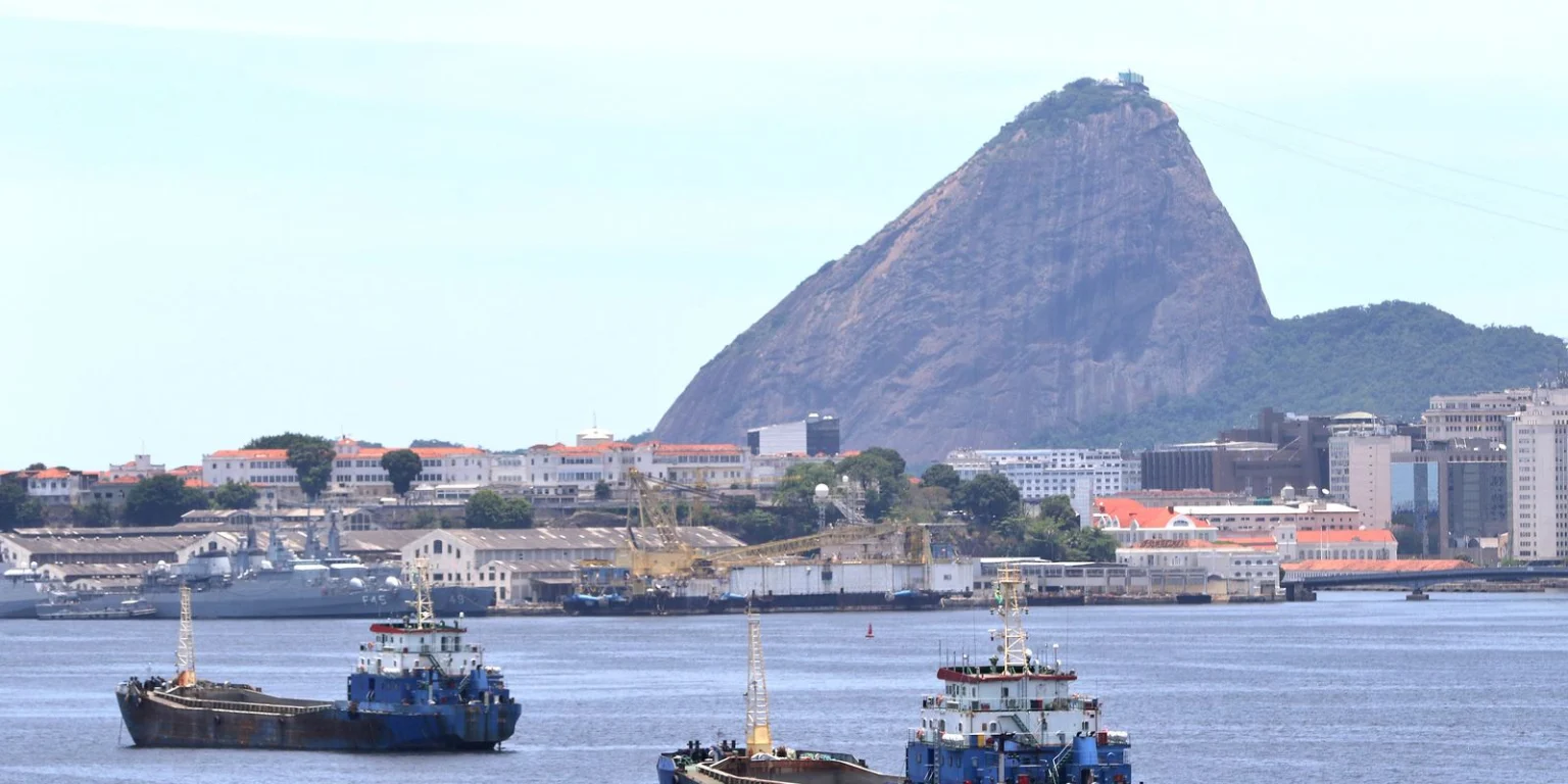 MPF denuncia empresas responsáveis por estaleiro que contaminou Baía de Guanabara
