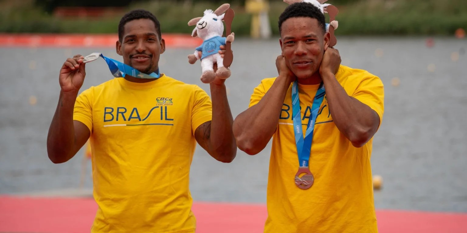 Brasil conquista prata no Mundial de Canoagem com Jacky Godmann e Gabriel Nascimento