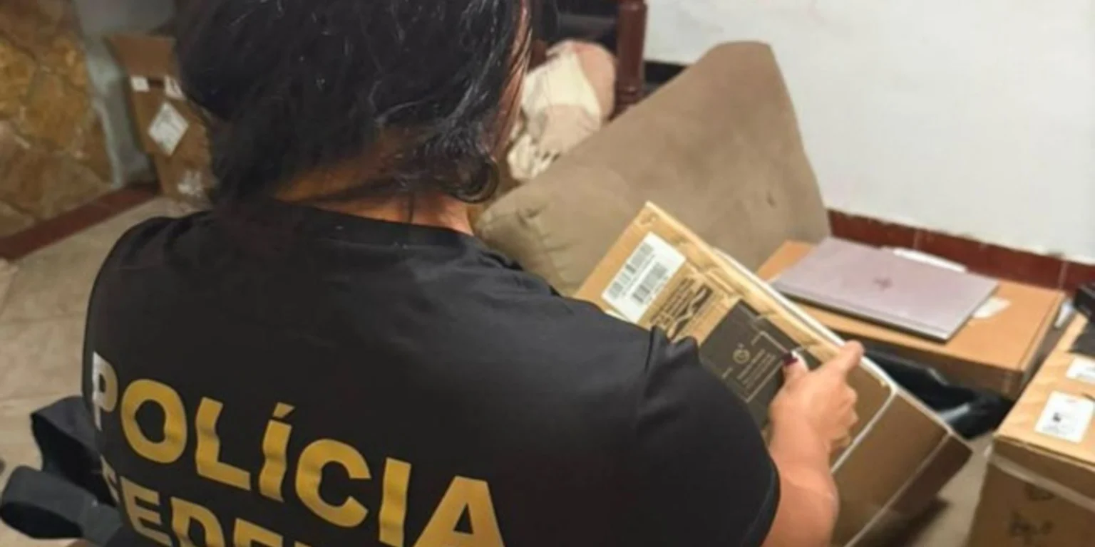 Operação da PF desarticula grupo suspeito de desviar encomendas postais