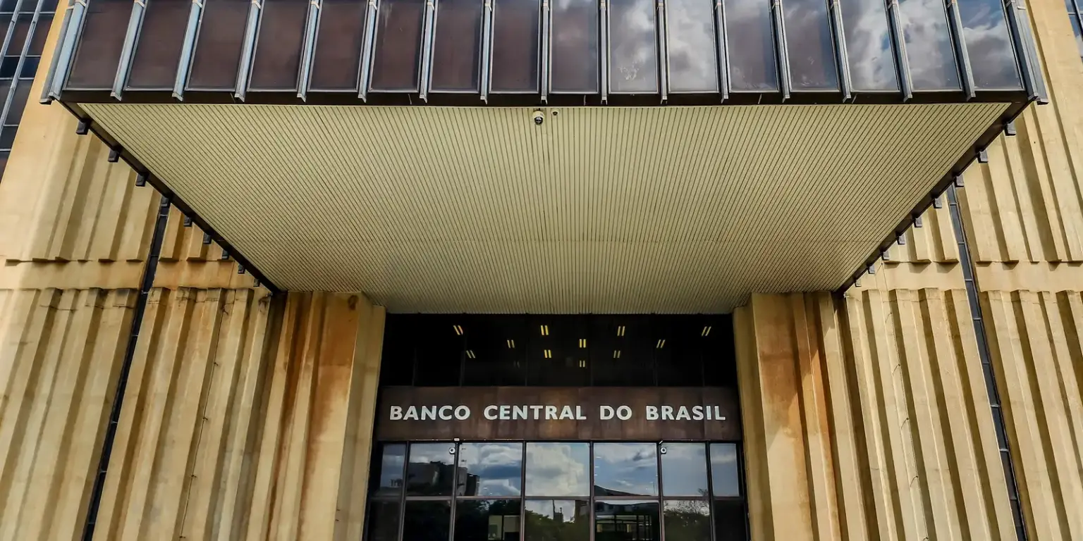 Banco Central revisa projeção de crescimento da economia para 1,8% em 2026
