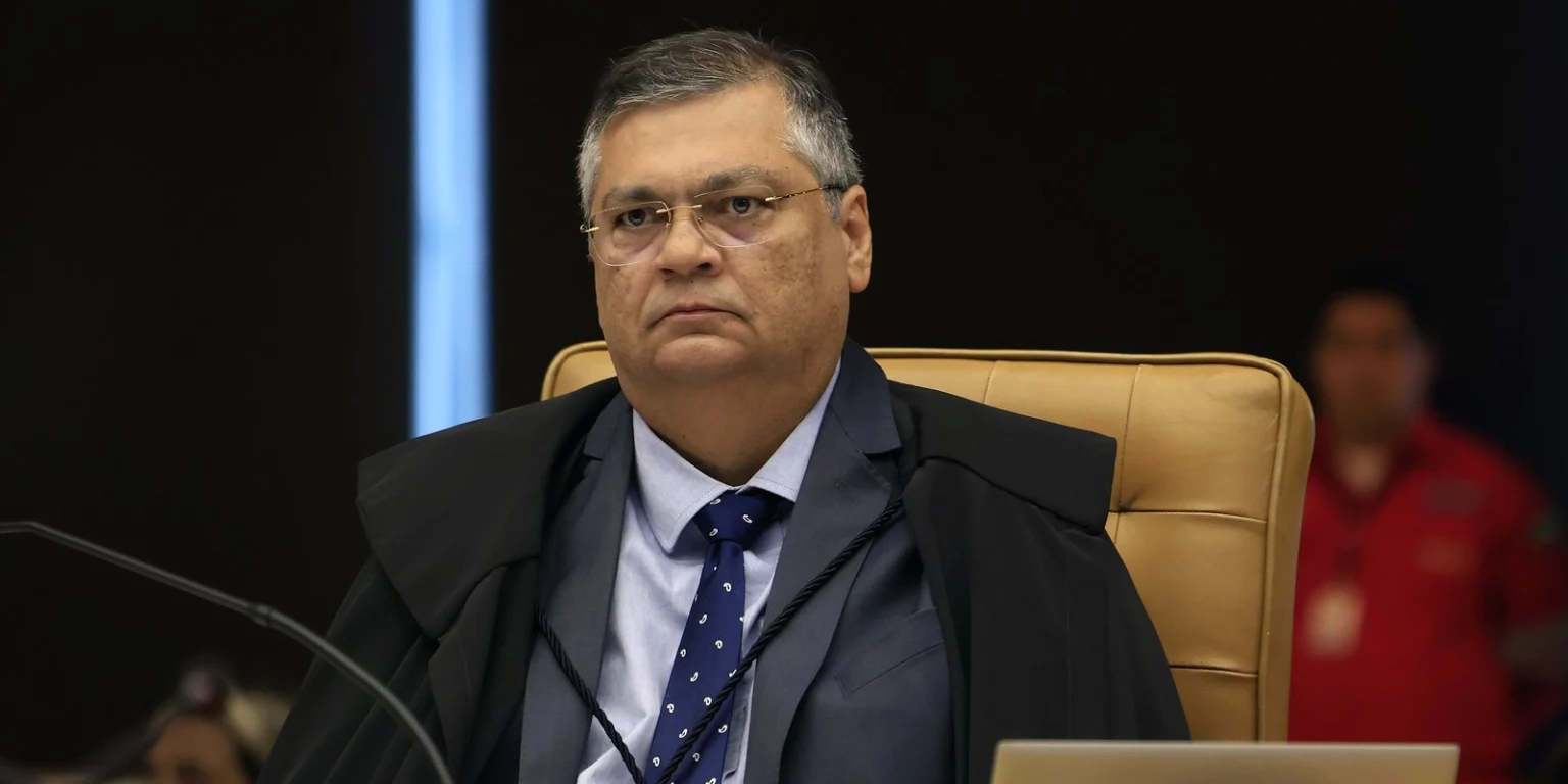 Flávio Dino reverte decisão e garante liberdade de expressão sobre Nossa Senhora Aparecida