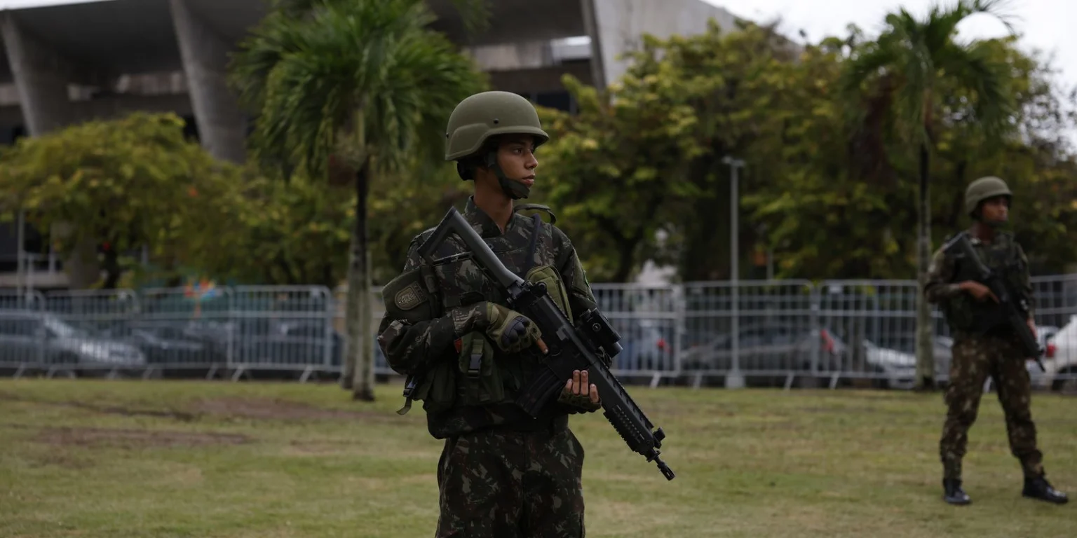 Tropas militares reforçarão segurança em locais de votação no Rio de Janeiro