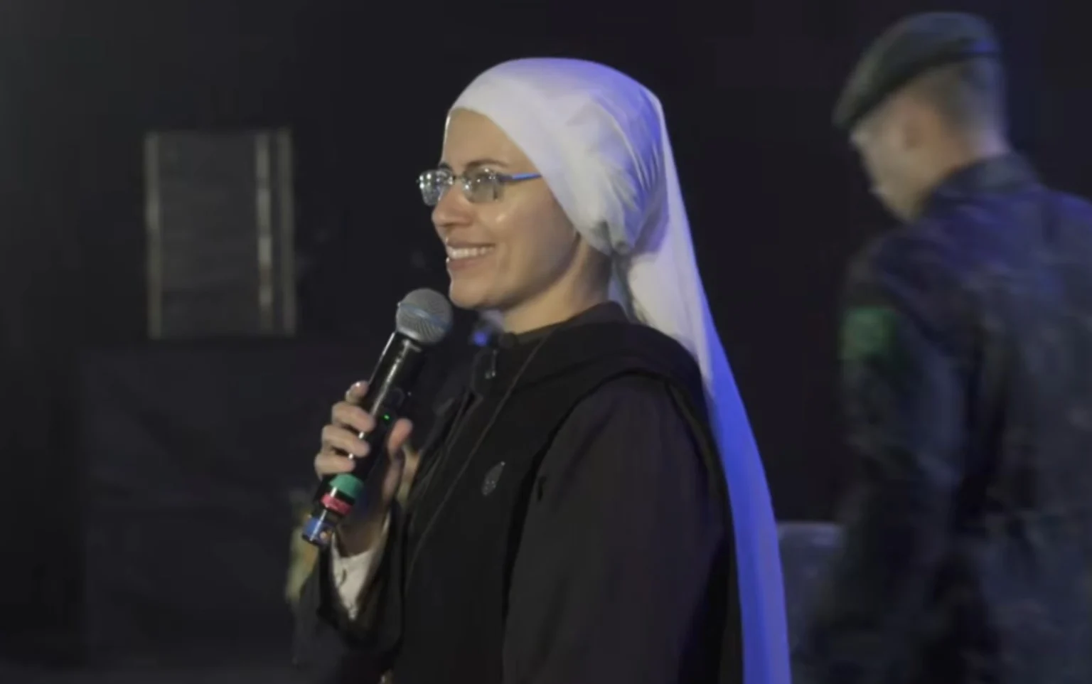 ‘Evangelização nas Redes Sociais’: Irmã Maria Raquel fala sobre missão no Hallel 2026